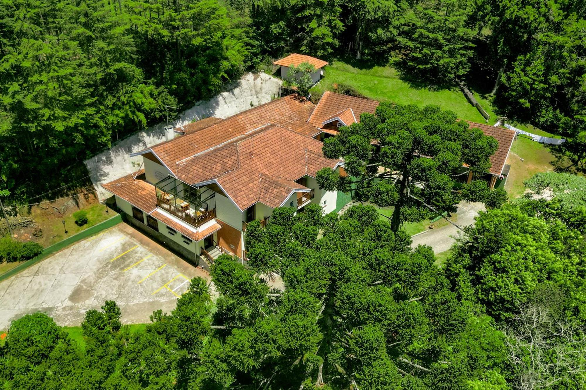 Velinn Pousada Vila Floratta Campos do Jordao Luaran gambar