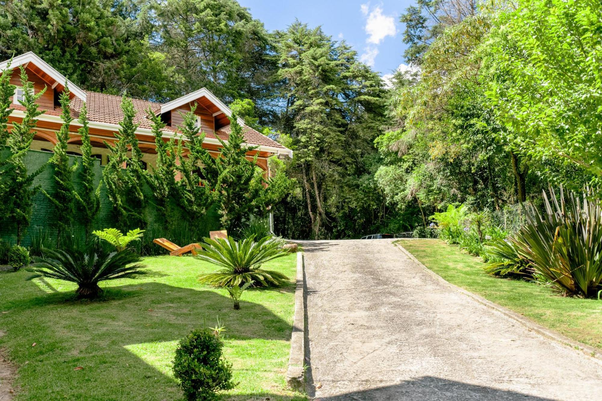 Velinn Pousada Vila Floratta Campos do Jordao Luaran gambar